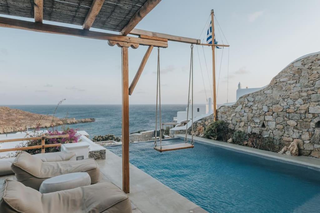 Private Cliffside 