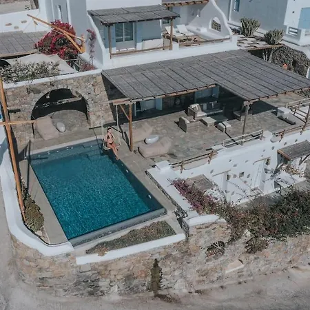 Private Cliffside Villa 