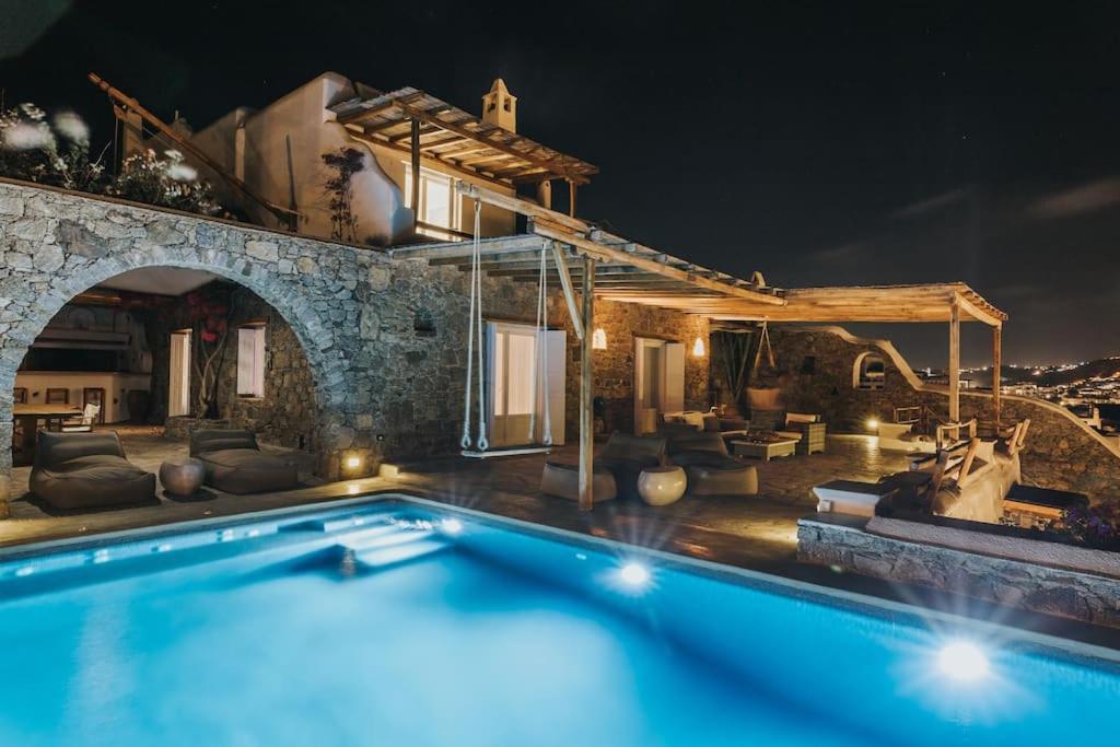 Private Cliffside 